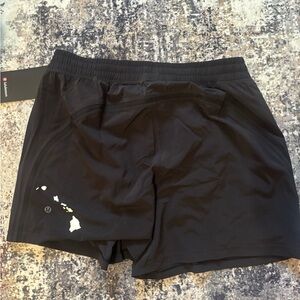 Lululemon Hawaii Aloha Mens Shorts Large Special Edition B Workout Lulu
